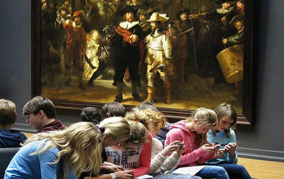 Rembrandt The Night Watch: The real story behind the �kids on phones� photo